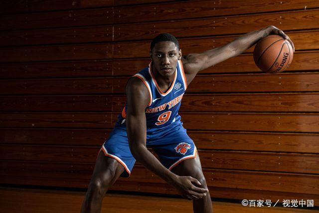 字母哥24+10雄鹿轻取黄蜂4连胜 魔术力克爵士