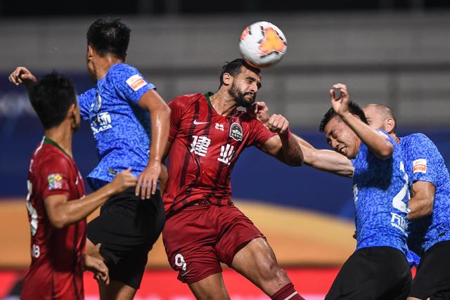 新疆大胜天津12连胜 王哲林24+13上海力克山东